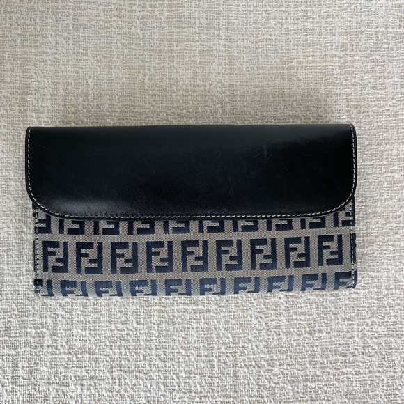 Fendi Zucca Monogram Dark Blue Clutch Wallet - Picture 3 of 12